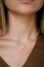 Cargar imagen en el visor de la galería, Colgante corazón Plata